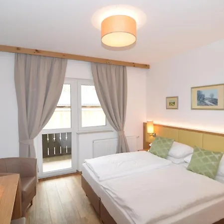 Wienerwaldhof Rieger 4* Tullnerbach-Lawies