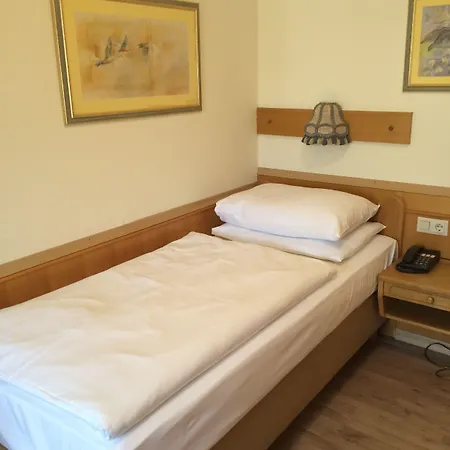 Wienerwaldhof Rieger Szálloda 4*