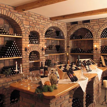 Wienerwaldhof Rieger Szálloda 4*