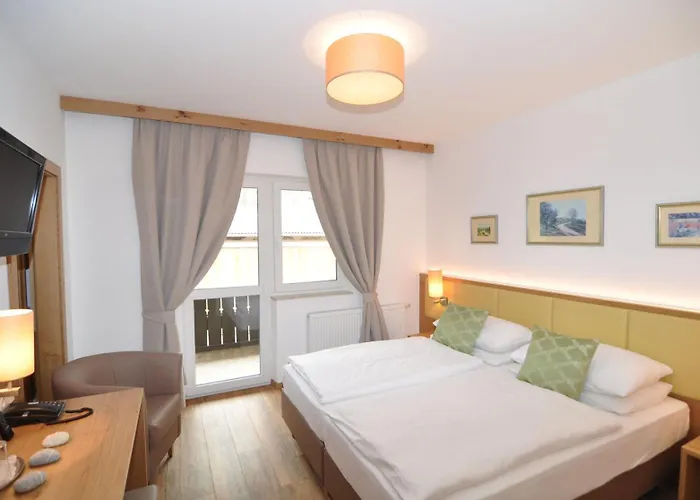 Hotel Wienerwaldhof 4* טולנרבאך - לאוויס