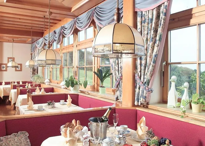 Hotel Wienerwaldhof 4* טולנרבאך - לאוויס