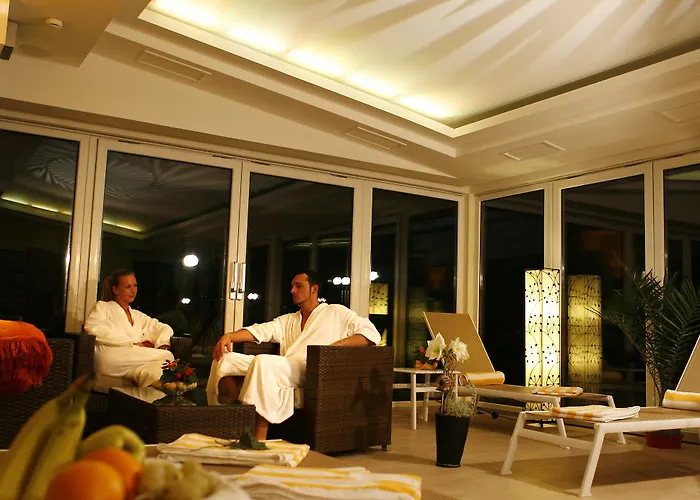 מלון Hotel Wienerwaldhof